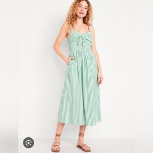 Fit & Flare Tie-Front Seersucker Midi Dress
